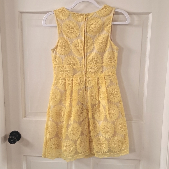 Ruby Rox Yellow Sleeveless Sunflower Embroidery Lace Organza Dress - Picture 6 of 11
